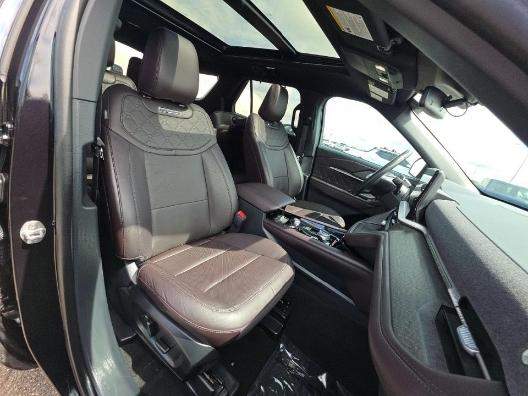 Ford Explorer Platinum 4WD 2025