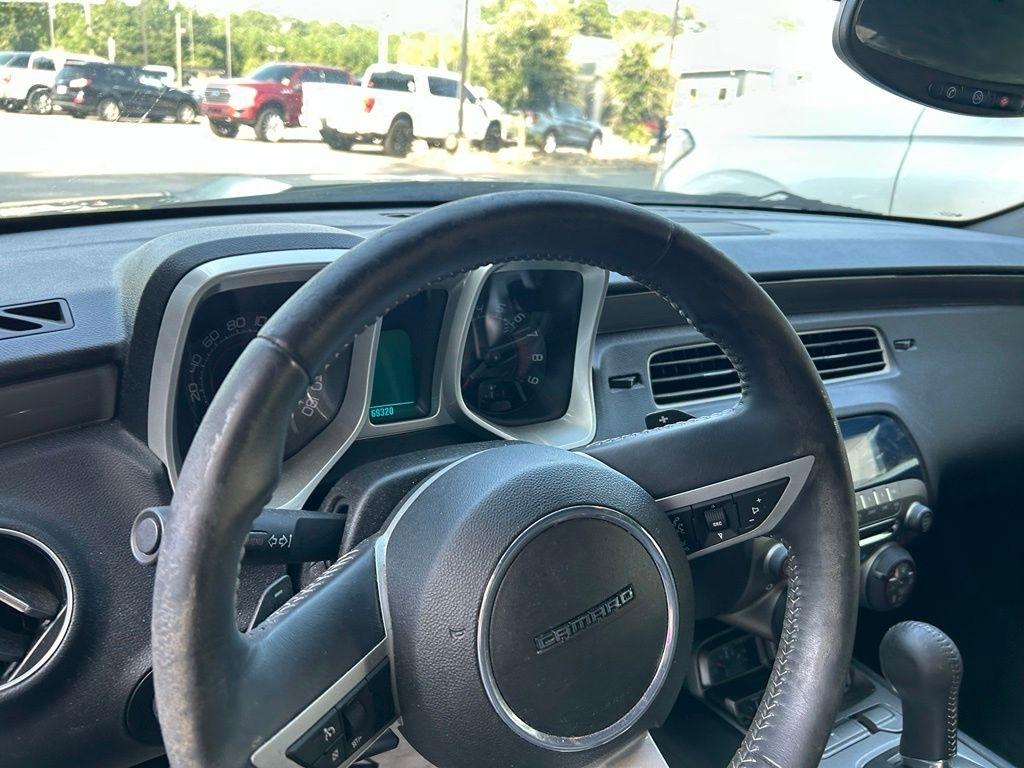 Chevrolet Camaro 2dr Cpe 2SS 2010