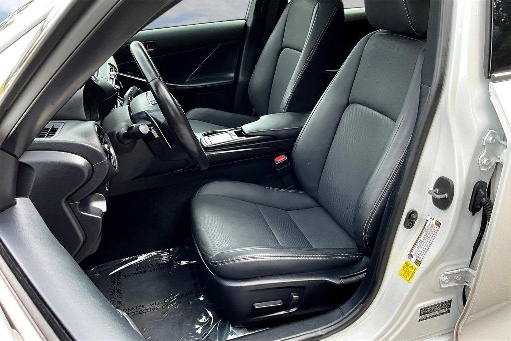Lexus IS IS 300 RWD 2023