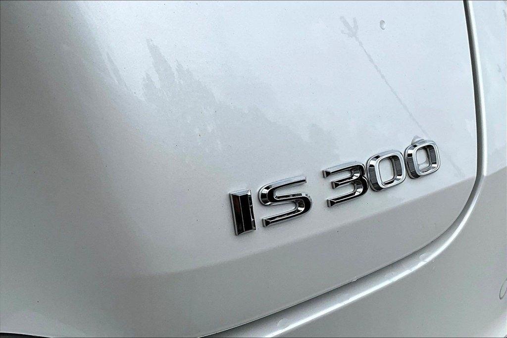 Lexus IS IS 300 RWD 2023