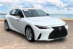 2023 Lexus IS 