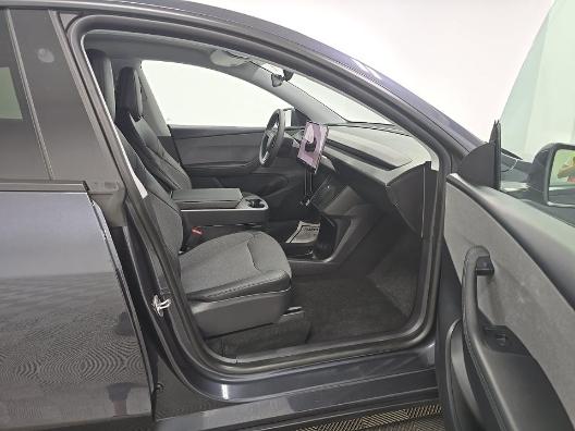 Tesla Model Y Premium RWD 2026