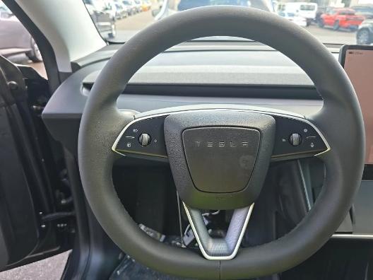 Tesla Model Y Premium RWD 2026