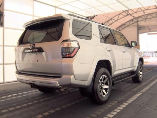 Toyota 4Runner TRD Off Road 4WD (Natl) 2021