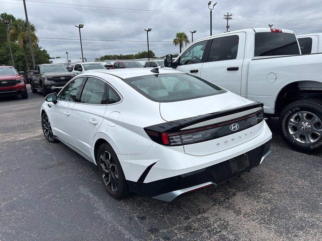 Hyundai Sonata SEL FWD 2025