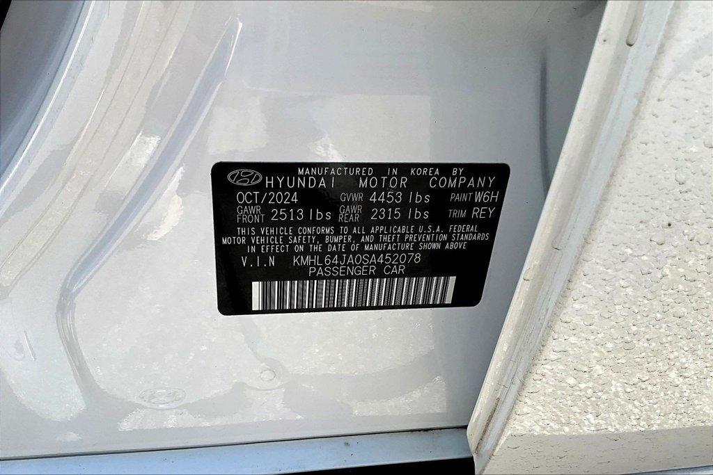Hyundai Sonata SEL FWD 2025
