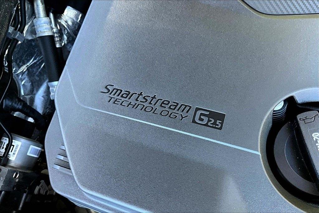 Hyundai Sonata SEL FWD 2025