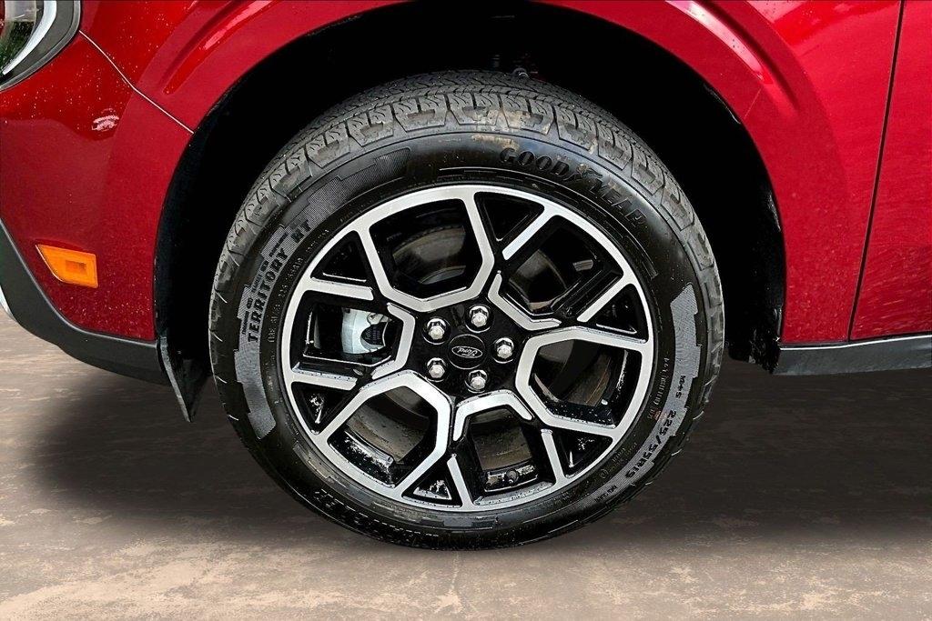 Ford Maverick Lariat AWD SuperCrew 2025