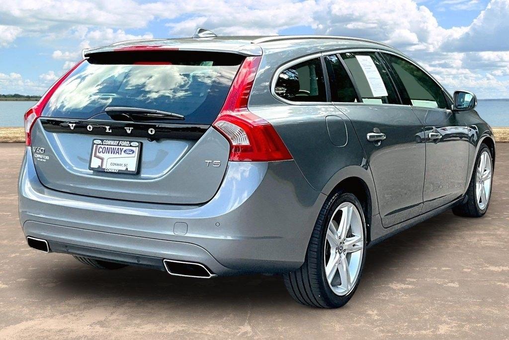 Volvo V60 T5 FWD Premier 2017