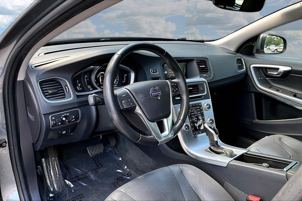 Volvo V60 T5 FWD Premier 2017