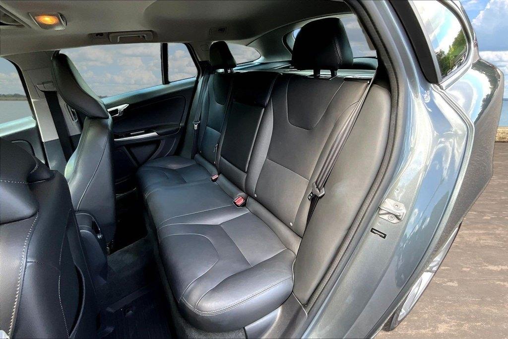 Volvo V60 T5 FWD Premier 2017
