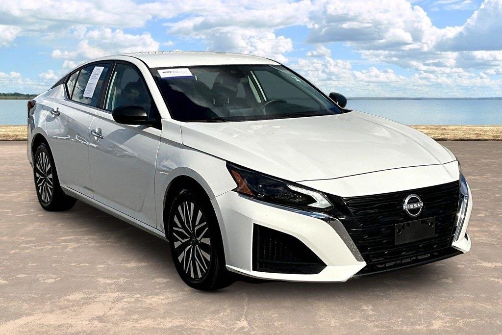 2025 Nissan Altima SV AWD