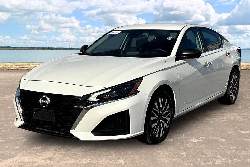 Nissan Altima SV AWD 2025