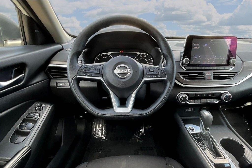 Nissan Altima SV AWD 2025