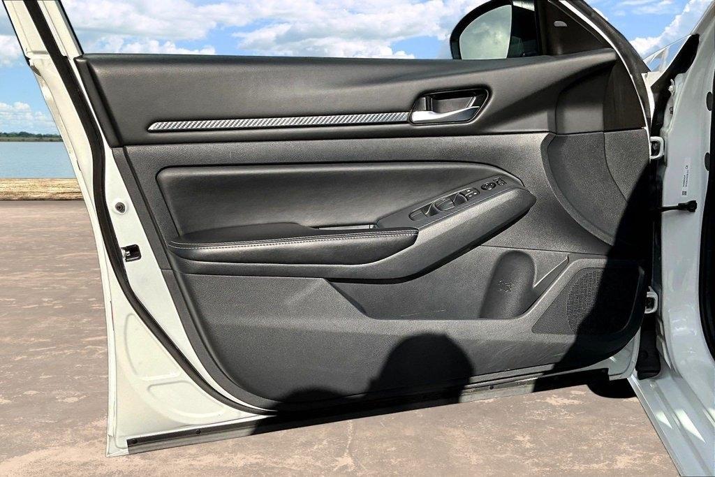 Nissan Altima SV AWD 2025