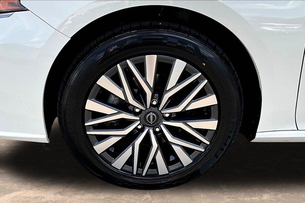 Nissan Altima SV AWD 2025