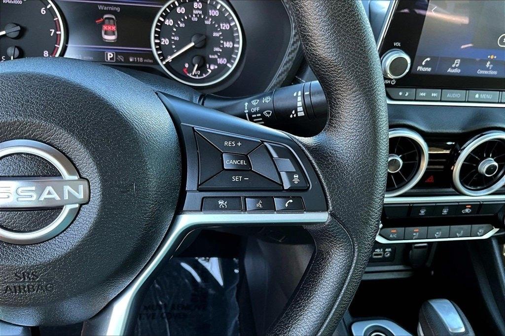 Nissan Sentra SV CVT 2025