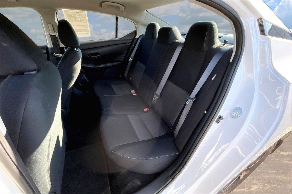 Nissan Sentra SV CVT 2025