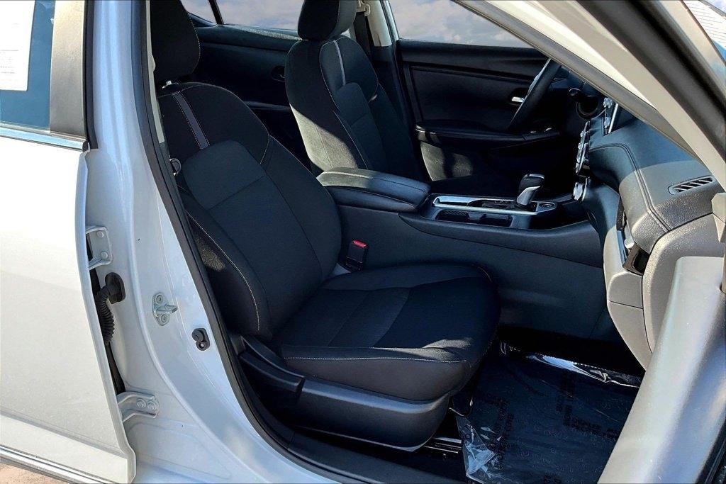 Nissan Sentra SV CVT 2025