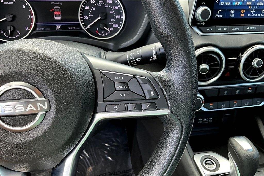 Nissan Sentra SV CVT 2025