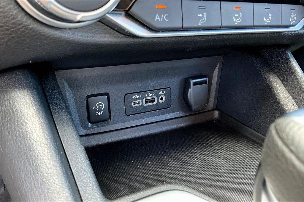 Nissan Sentra SV CVT 2025
