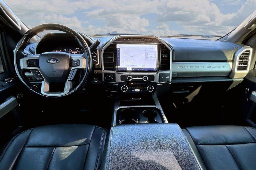 Ford Super Duty F-250 SRW King Ranch 4WD Crew Cab 8' Box 2022