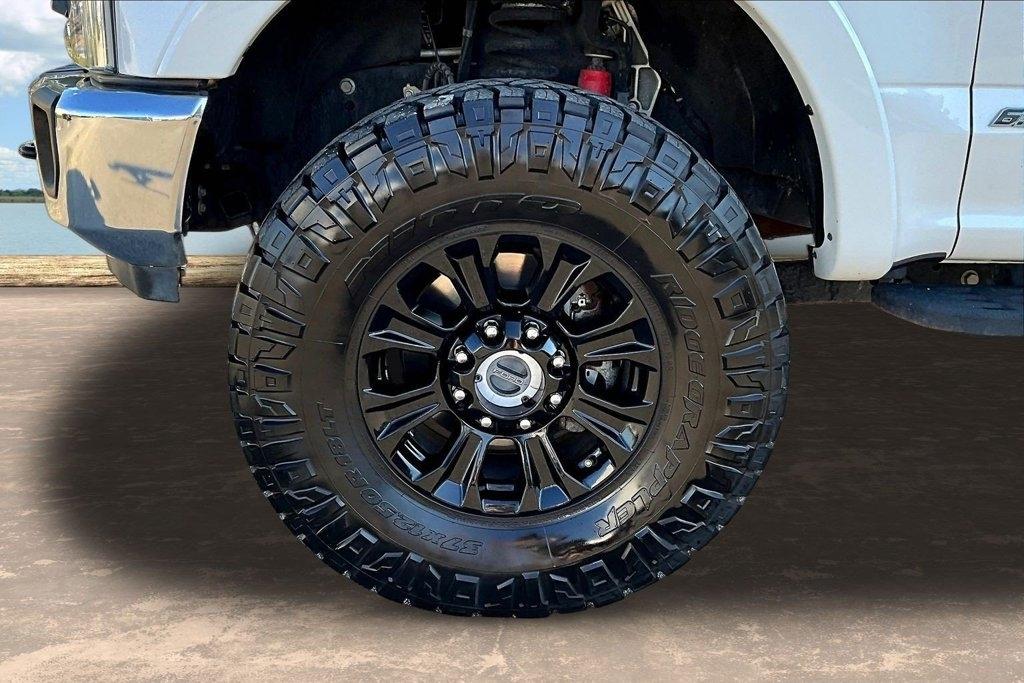 Ford Super Duty F-250 SRW King Ranch 4WD Crew Cab 8' Box 2022