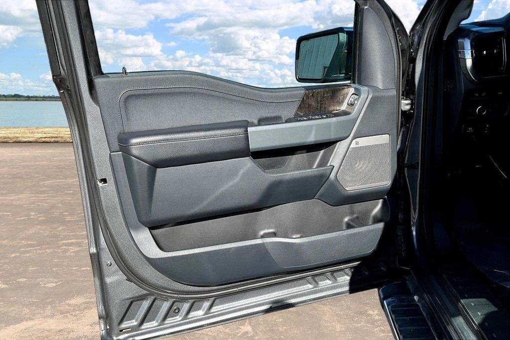 Ford F-150 King Ranch 4WD SuperCrew 5.5' Box 2023