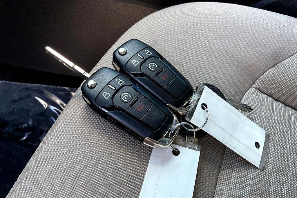 Ford Ranger XLT 4WD SuperCrew 5' Box 2025