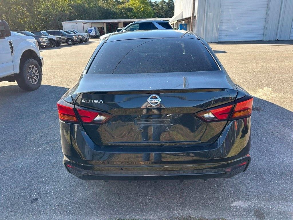 Nissan Altima 2.5 S Sedan 2021