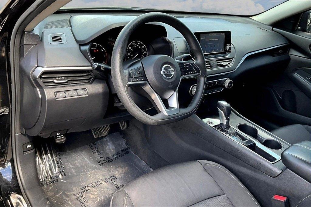 Nissan Altima 2.5 S Sedan 2021