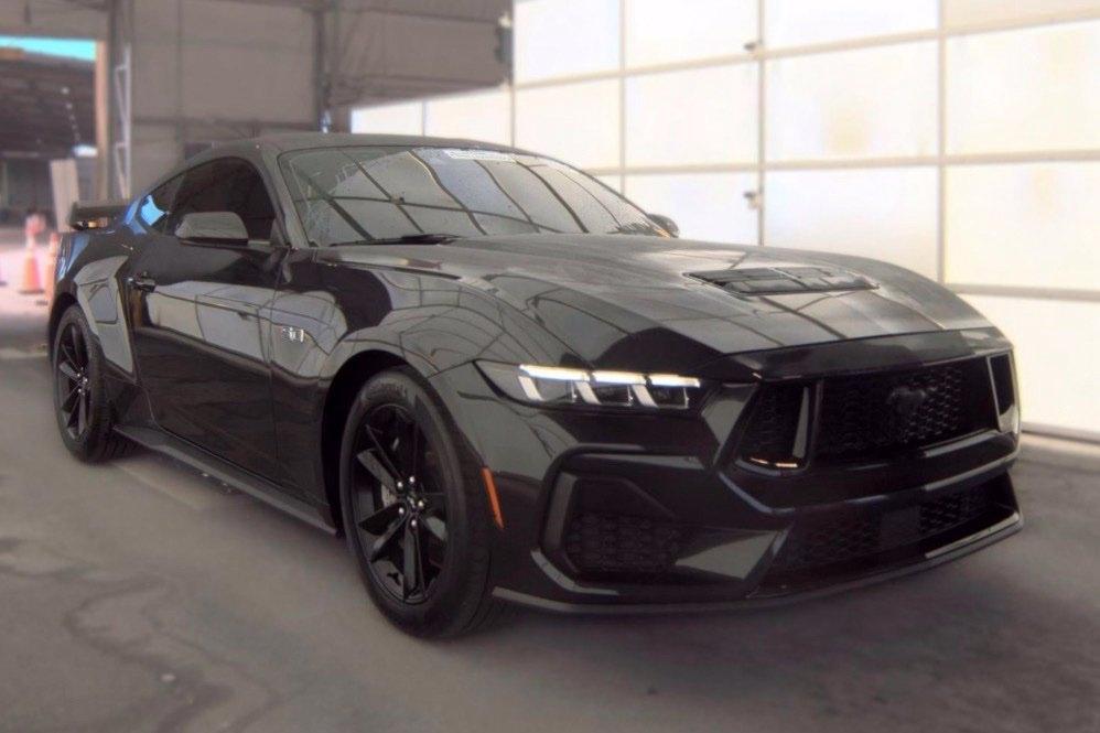 Ford Mustang GT Fastback 2024