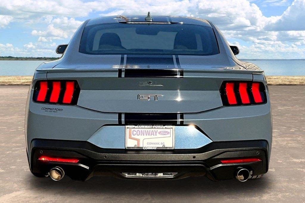 Ford Mustang GT Fastback 2024