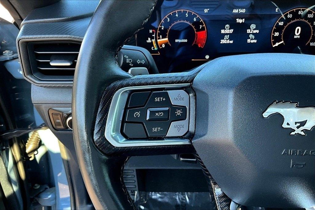 Ford Mustang GT Fastback 2024