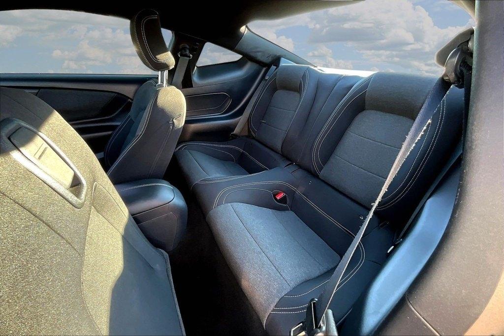 Ford Mustang GT Fastback 2024