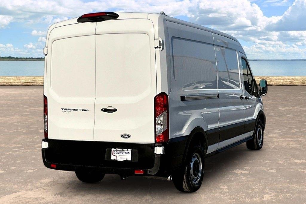Ford Transit Cargo Van T-250 148" Med Rf 9150 GVWR RWD 2026