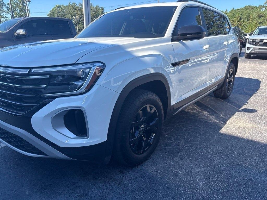 Volkswagen Atlas 2.0T Peak Edition SE w/Technology 4MOTION 2024