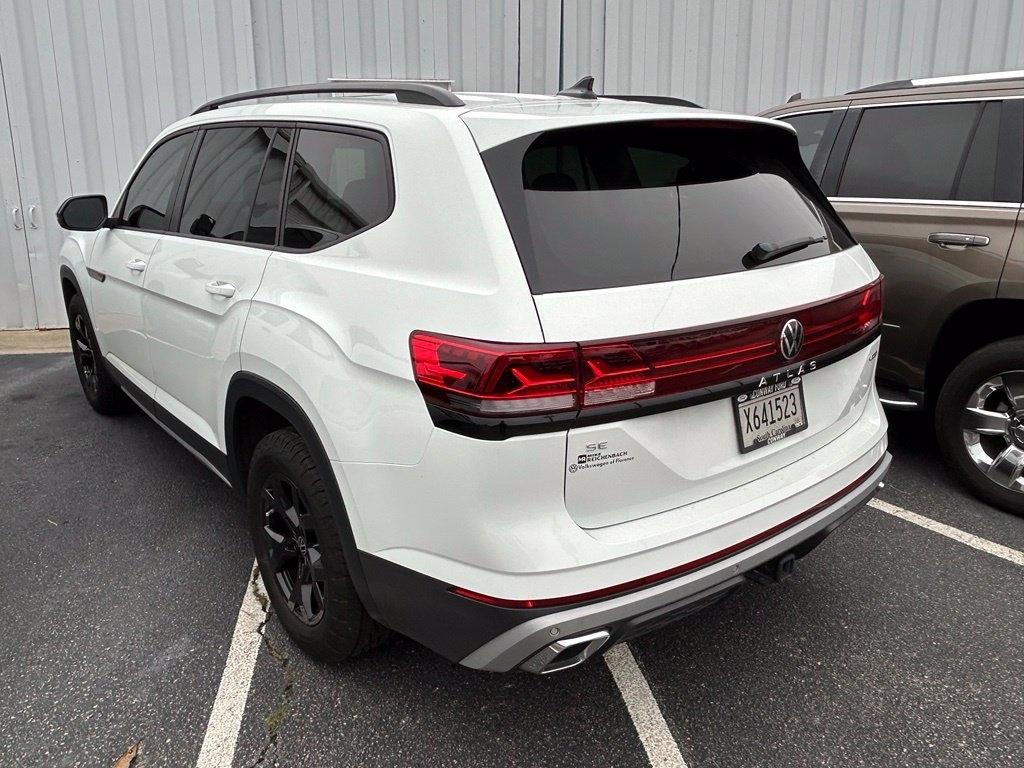 Volkswagen Atlas 2.0T Peak Edition SE w/Technology 4MOTION 2024