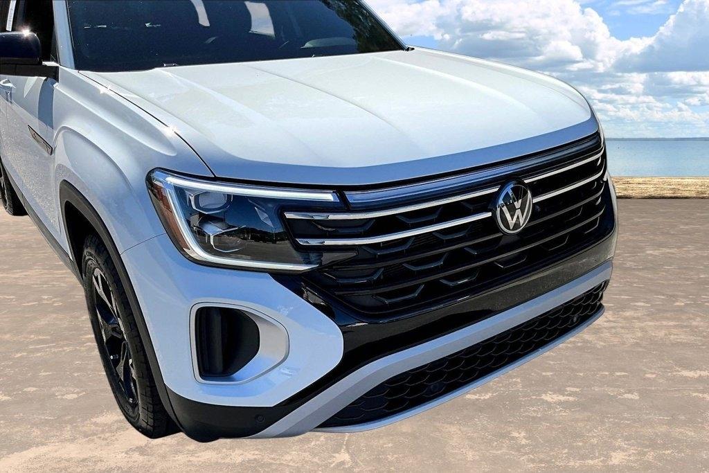 Volkswagen Atlas 2.0T Peak Edition SE w/Technology 4MOTION 2024