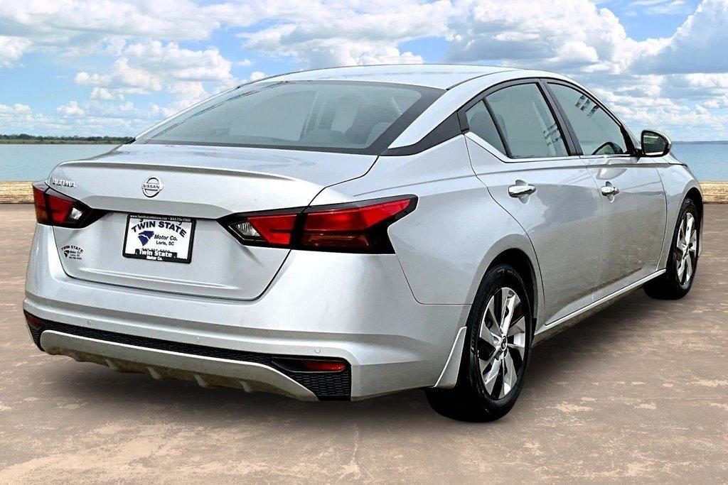 Nissan Altima 2.5 S Sedan 2022