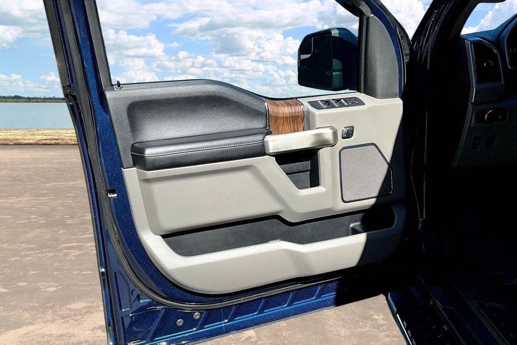 Ford F-150 Lariat 4WD SuperCrew 5.5' Box 2019