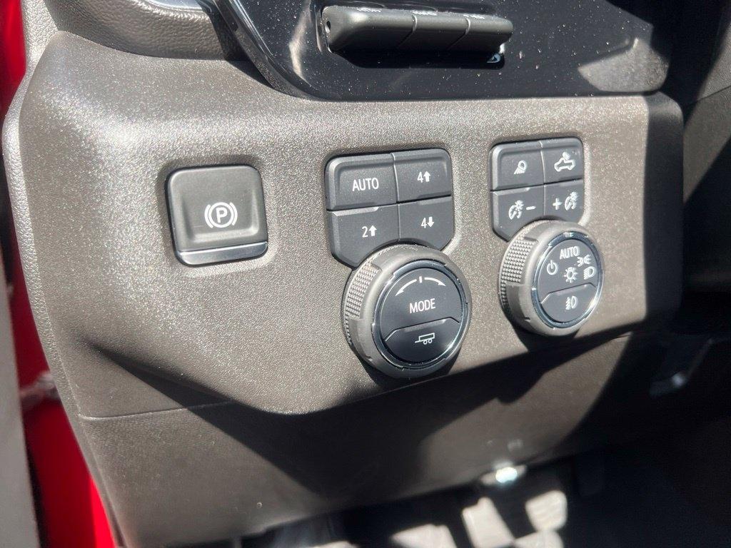 Chevrolet Silverado 2500HD 4WD Crew Cab 159" LTZ 2024