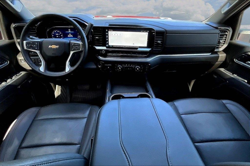 Chevrolet Silverado 2500HD 4WD Crew Cab 159" LTZ 2024