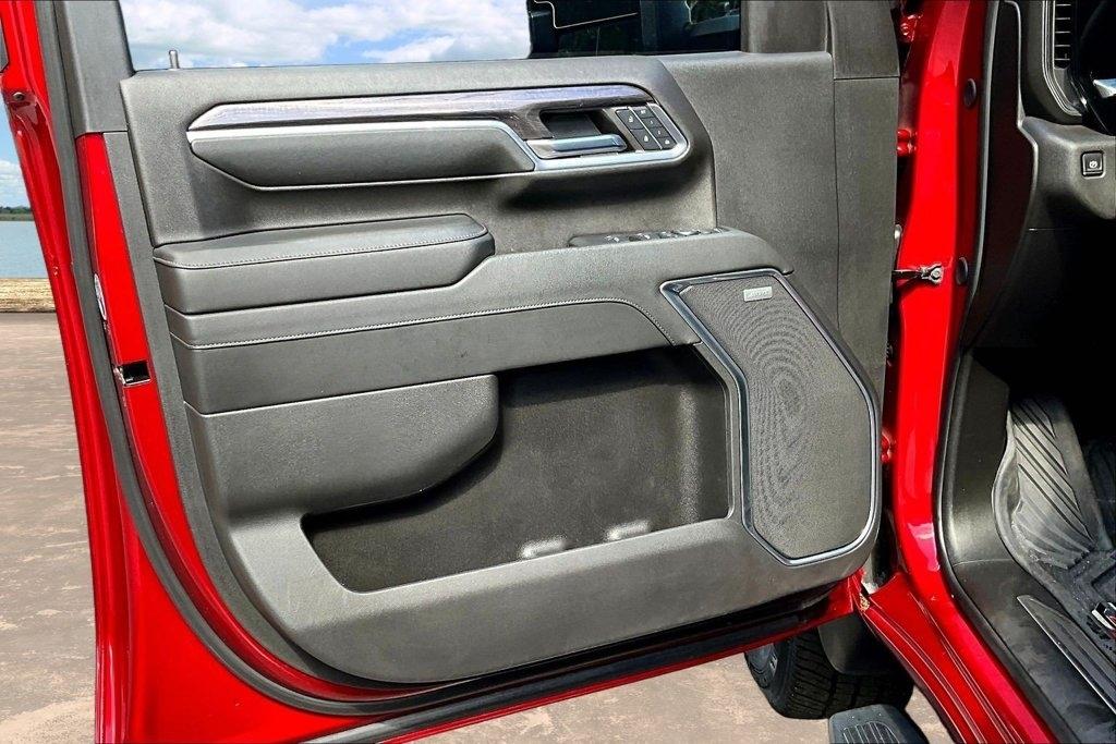 Chevrolet Silverado 2500HD 4WD Crew Cab 159" LTZ 2024
