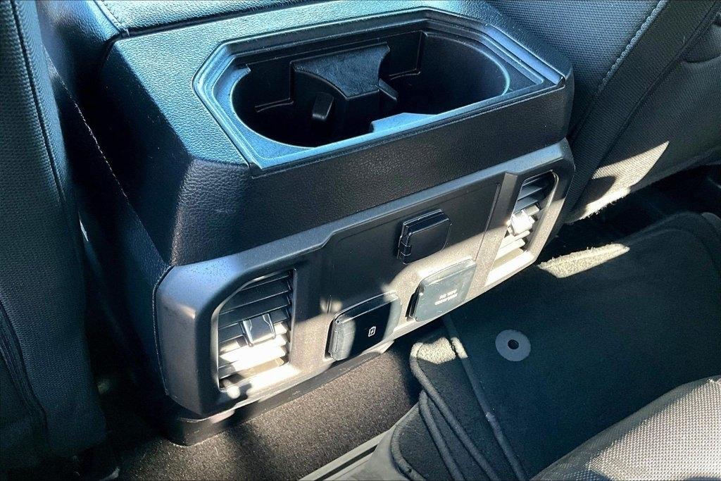 Ford F-150 Lariat 4WD SuperCab 8' Box 2019