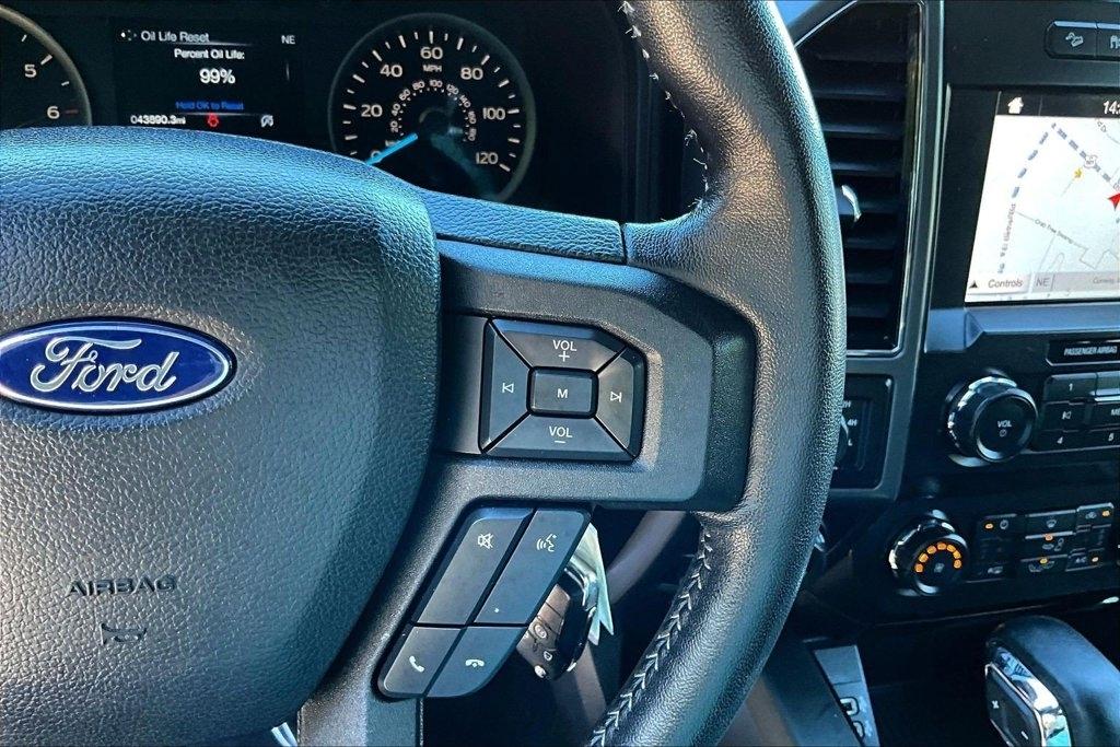 Ford F-150 Lariat 4WD SuperCab 8' Box 2019