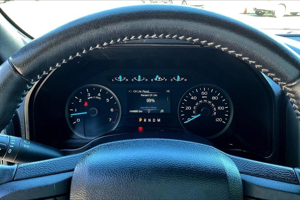 Ford F-150 Lariat 4WD SuperCab 8' Box 2019