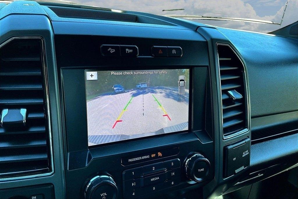 Ford F-150 Lariat 4WD SuperCab 8' Box 2019