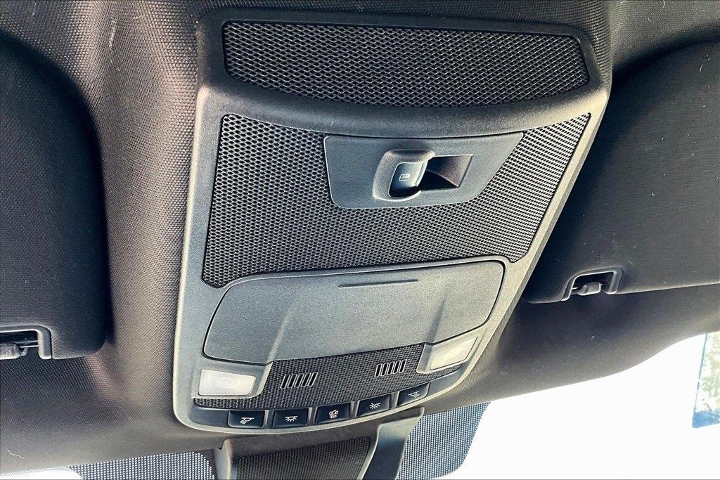 Ford F-150 Lariat 4WD SuperCab 8' Box 2019