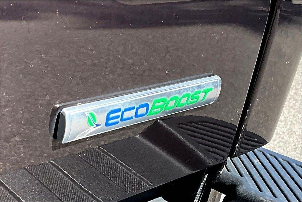 Ford F-150 Lariat 4WD SuperCab 8' Box 2019